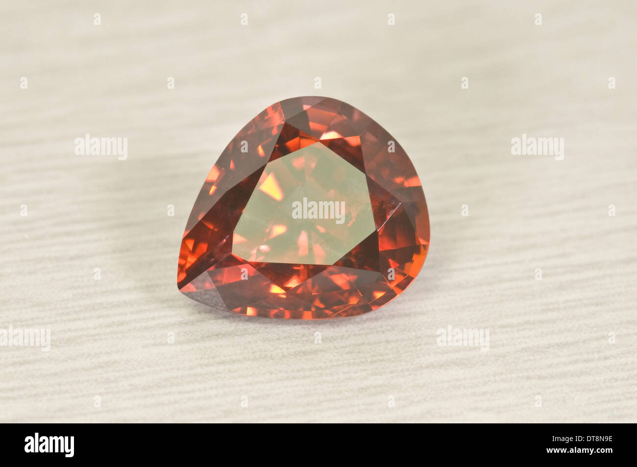 Orange Saphir von australischen Ursprungs Stockfoto