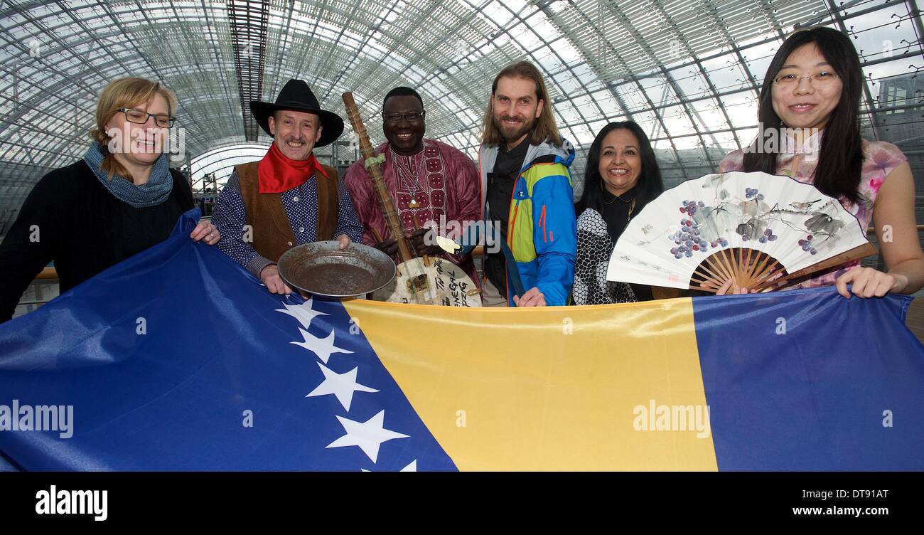 Die Sechs Kontinente Und Kulturen Der Welt Werden Von Heike Koenig