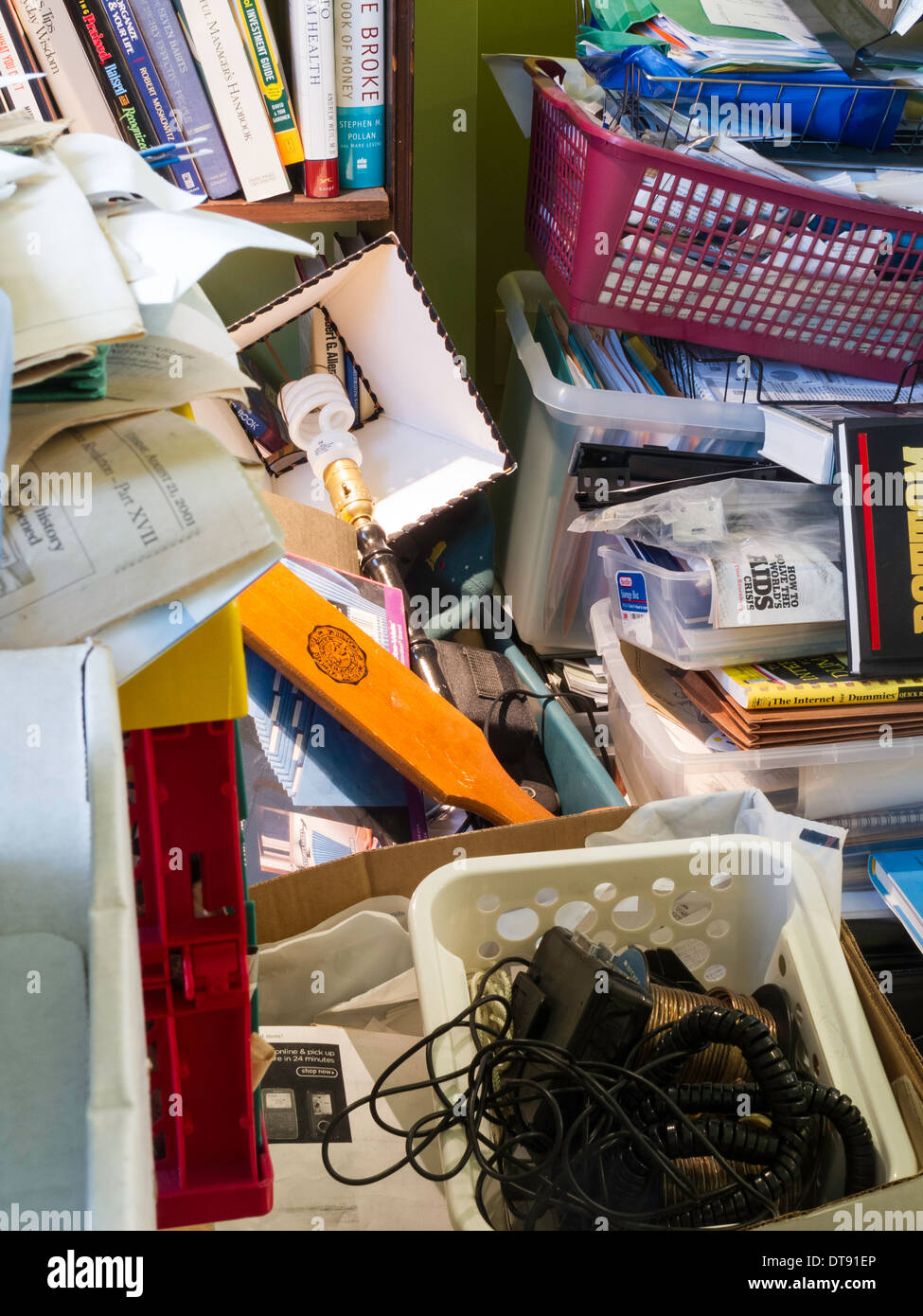 Messy Storage Room Usa Stockfotos Messy Storage Room Usa