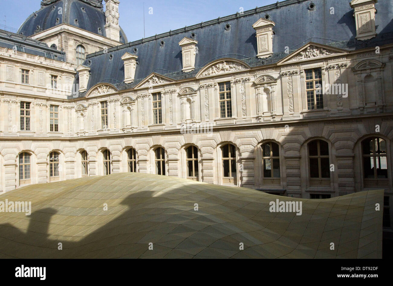 Das wellige Stil Dach des neuen Flügels islamische Sammlung des Louvre Stockfoto