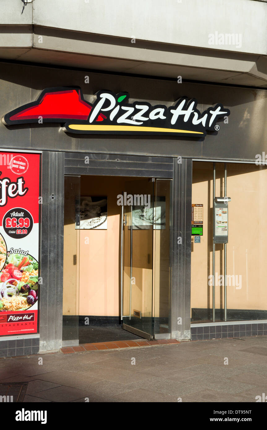Pizza Hut Restaurant, Cardiff City Centre Wales. Stockfoto