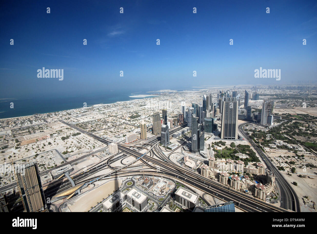 Luftaufnahme von Dubai in den Vereinigten Arabischen Emiraten Stockfoto