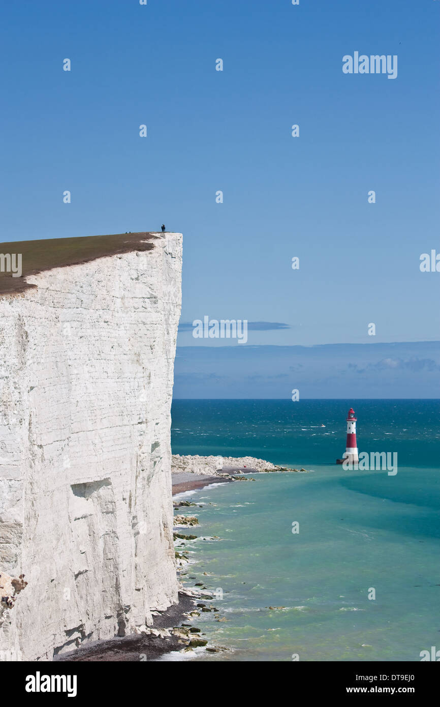 Beachy Head Cliff und den Leuchtturm an einem sonnigen Sommertag Stockfoto