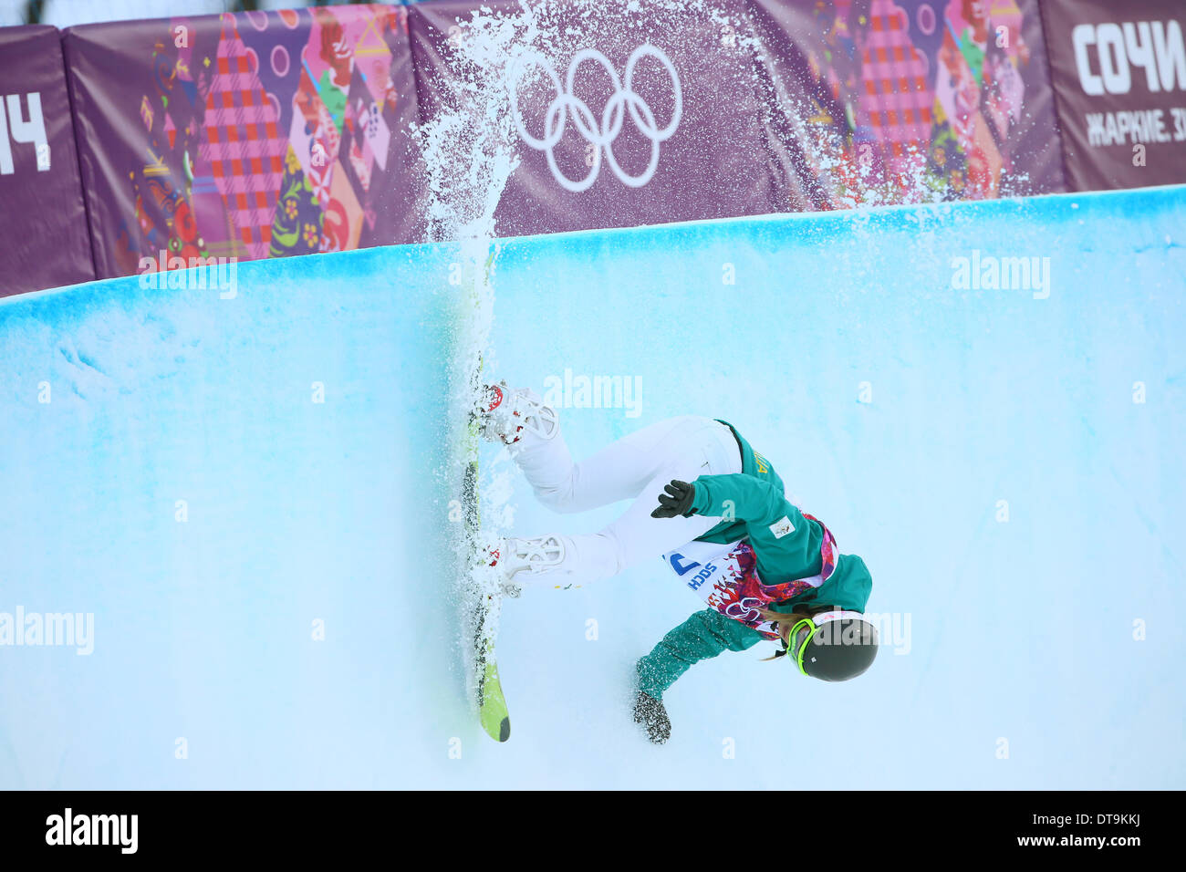 Torah Bright (AUS) konkurriert in der Frauen Halfpipe bei den Olympischen Winterspiele Sotschi 2014. (Foto Yutaka/AFLO) Stockfoto