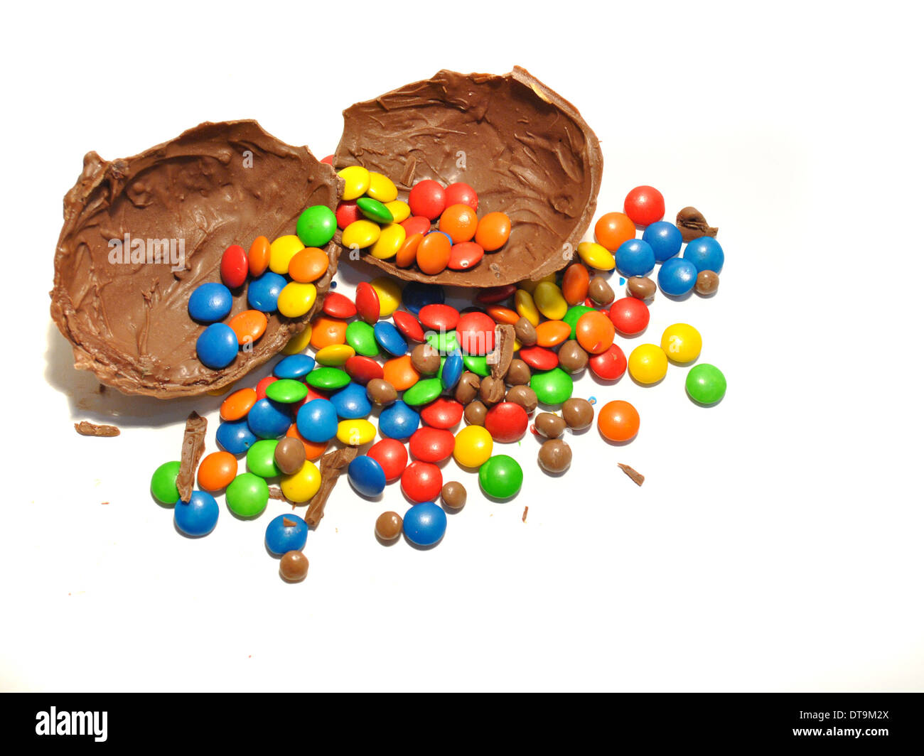 Schokoladen-Ei geöffnet Stockfoto