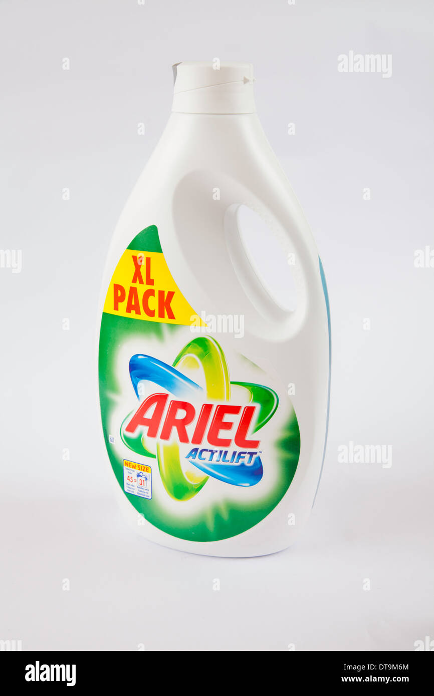 XL-Pack Ariel Actilift Waschmittel Stockfotografie - Alamy