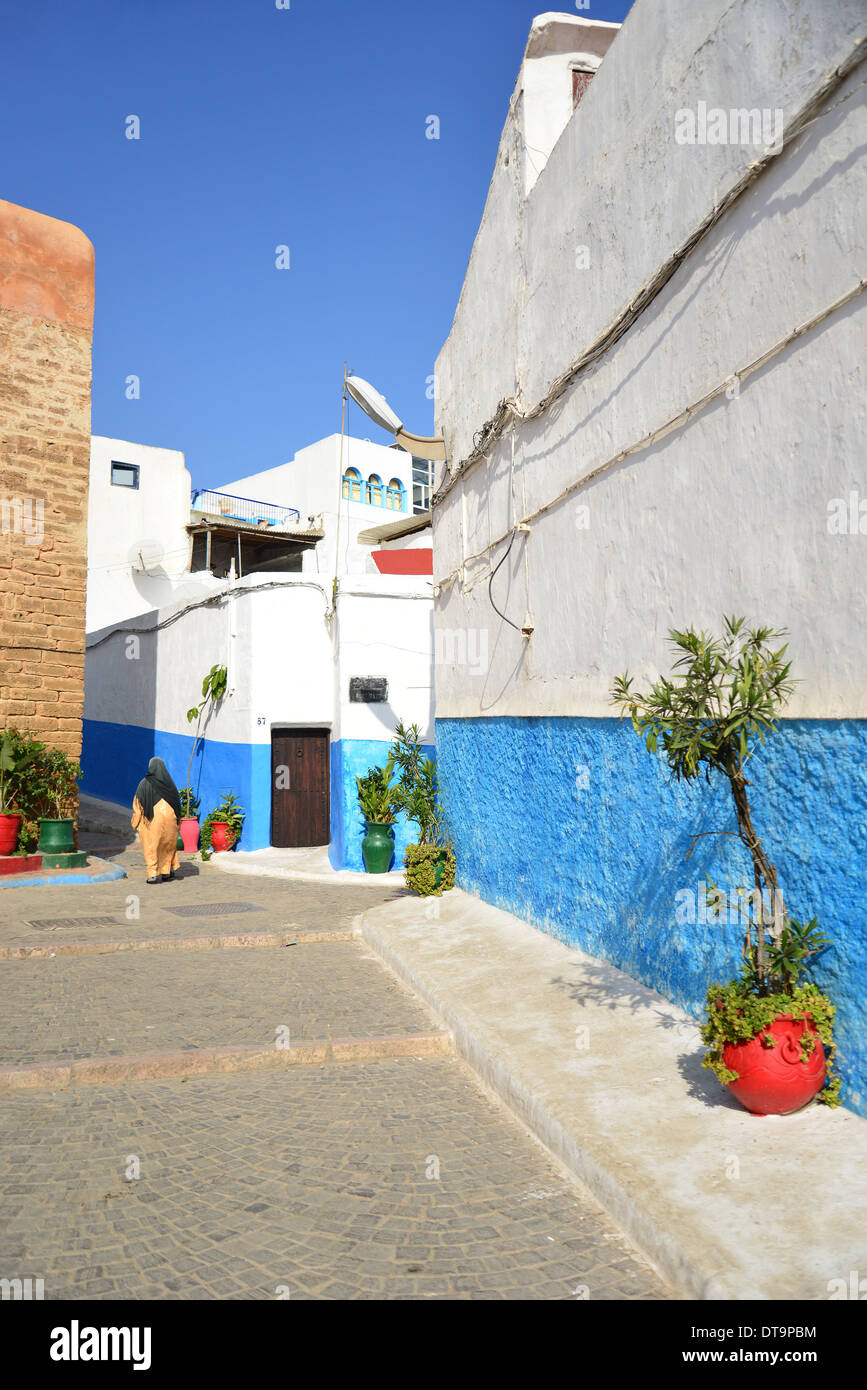 Bunte Häuser im Kasbah von Udayas (Qasbah des Oudaya), Rabat, Rabat-Salé-Zemmour-Zaer Region, Königreich Marokko Stockfoto