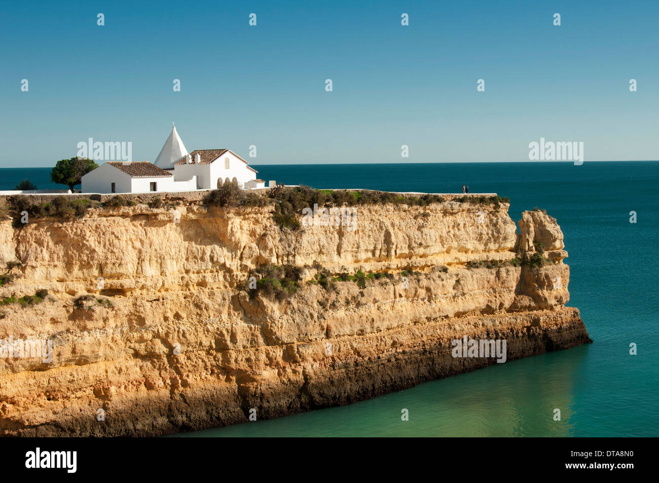 Unsere Liebe Frau von der Felsenkapelle in der Algarve-Portugal Stockfoto