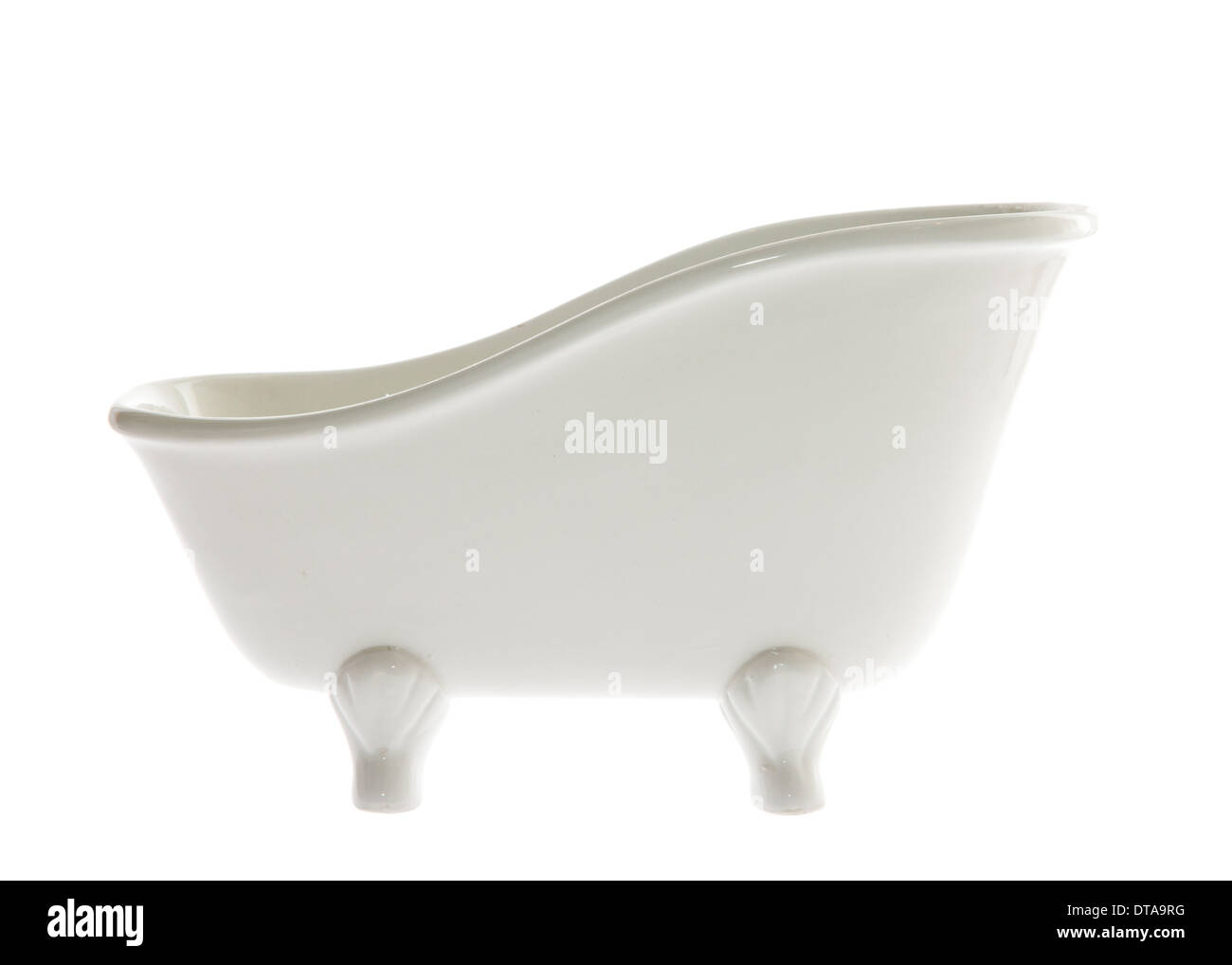 Klassische weiße stehenden Badewanne isoliert auf weiss Stockfoto