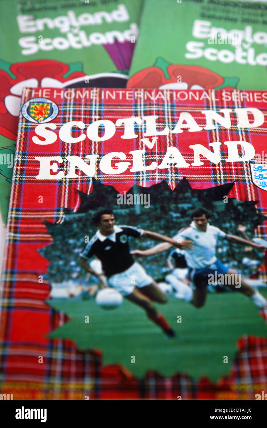 Schottland gegen England Fußball-Programme Stockfoto