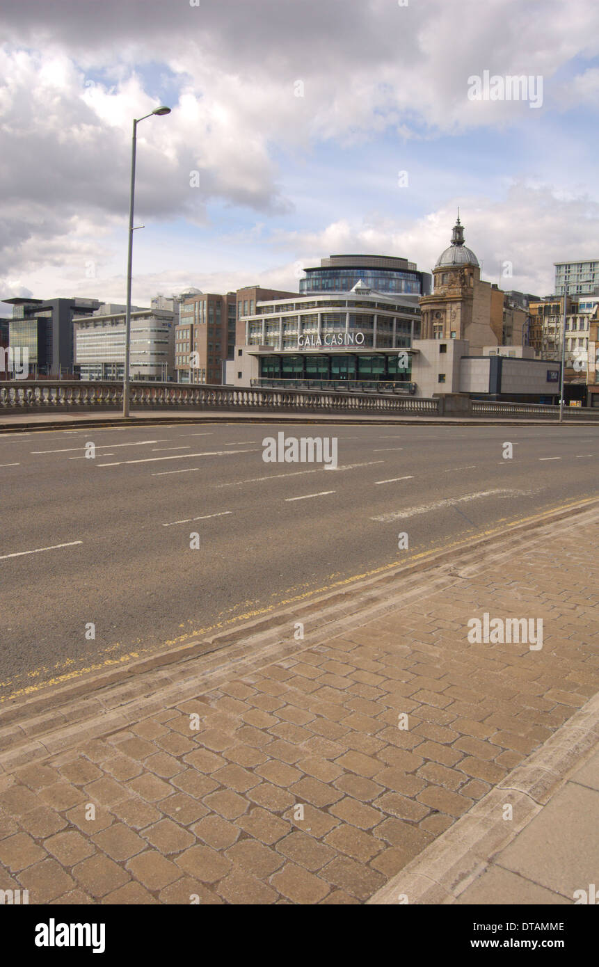 König George V Brücke und Atlantik Quay in Glasgow, Schottland Stockfoto