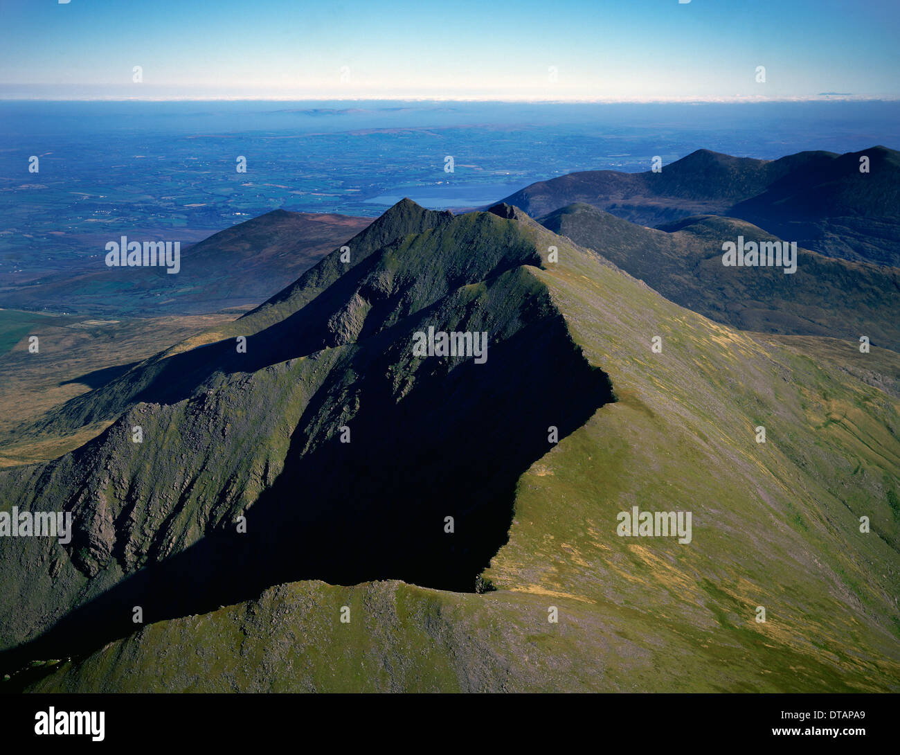 Vintage Bild ca. 1970: Die Macgillycuddyreeks Berge, Killarney National Park, County Kerry, Irland Stockfoto