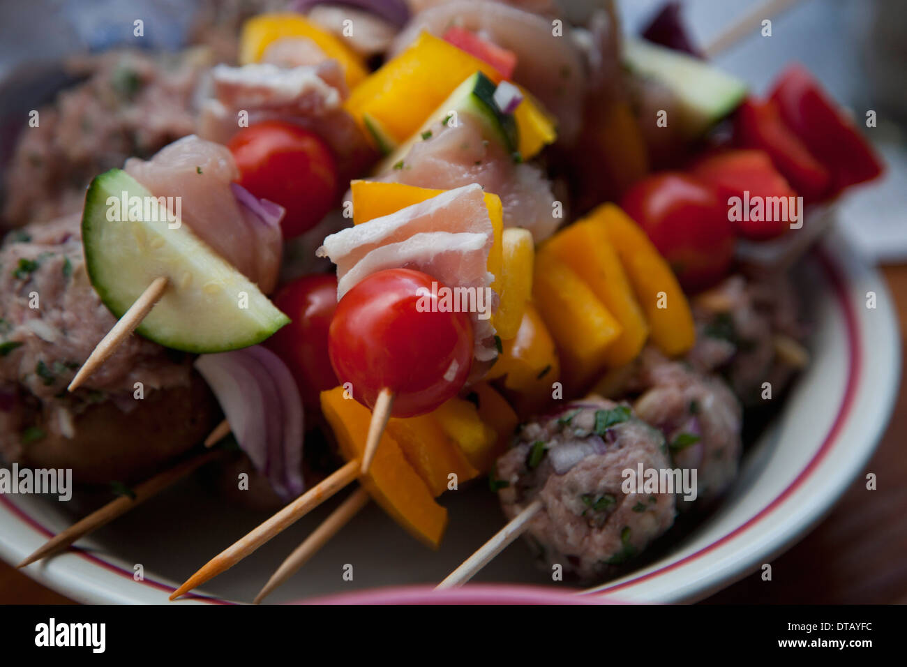 Gemüse-Spieß mit Cherrytomaten Stockfoto