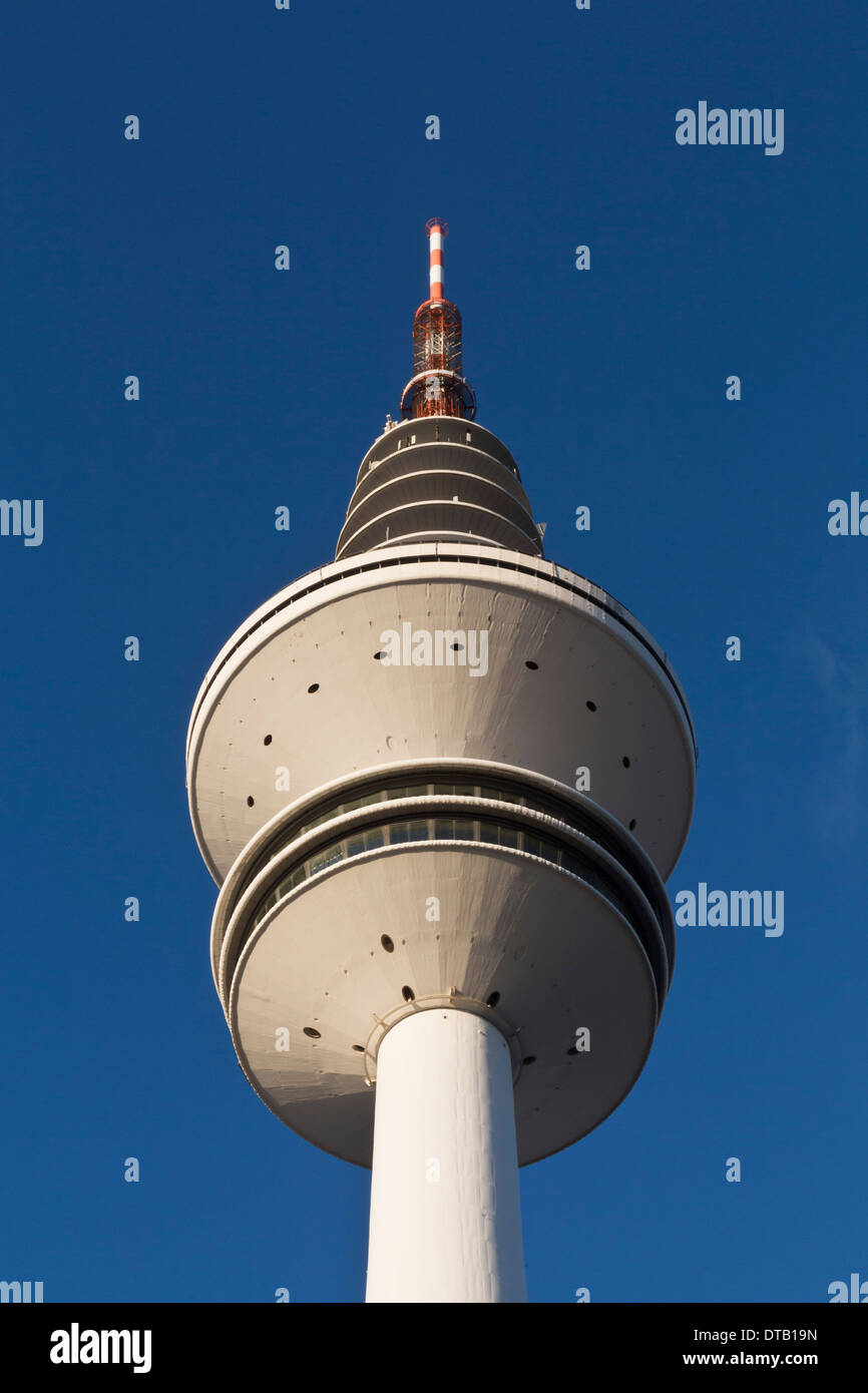 Niedrigen Winkel Ansicht von Heinrich Hertz Telekommunikation Funkturm, Hamburg, Deutschland Stockfoto