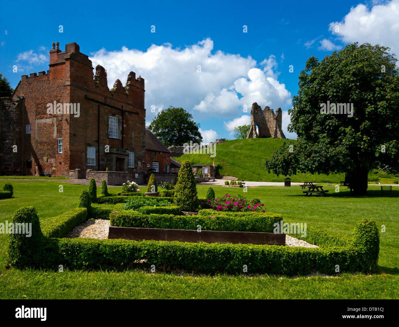 Tutbury Castle in Staffordshire England UK ein Teil ruiniert Denkmalschutz 1 mittelalterliche Burg im Besitz von Duchy of Lancaster Stockfoto