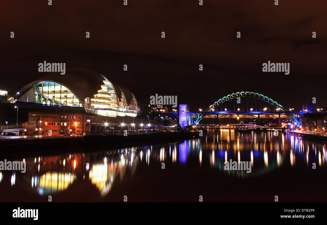 Newcastle - Gateshead - Kai Tyne Bridge den Salbei Stockfoto