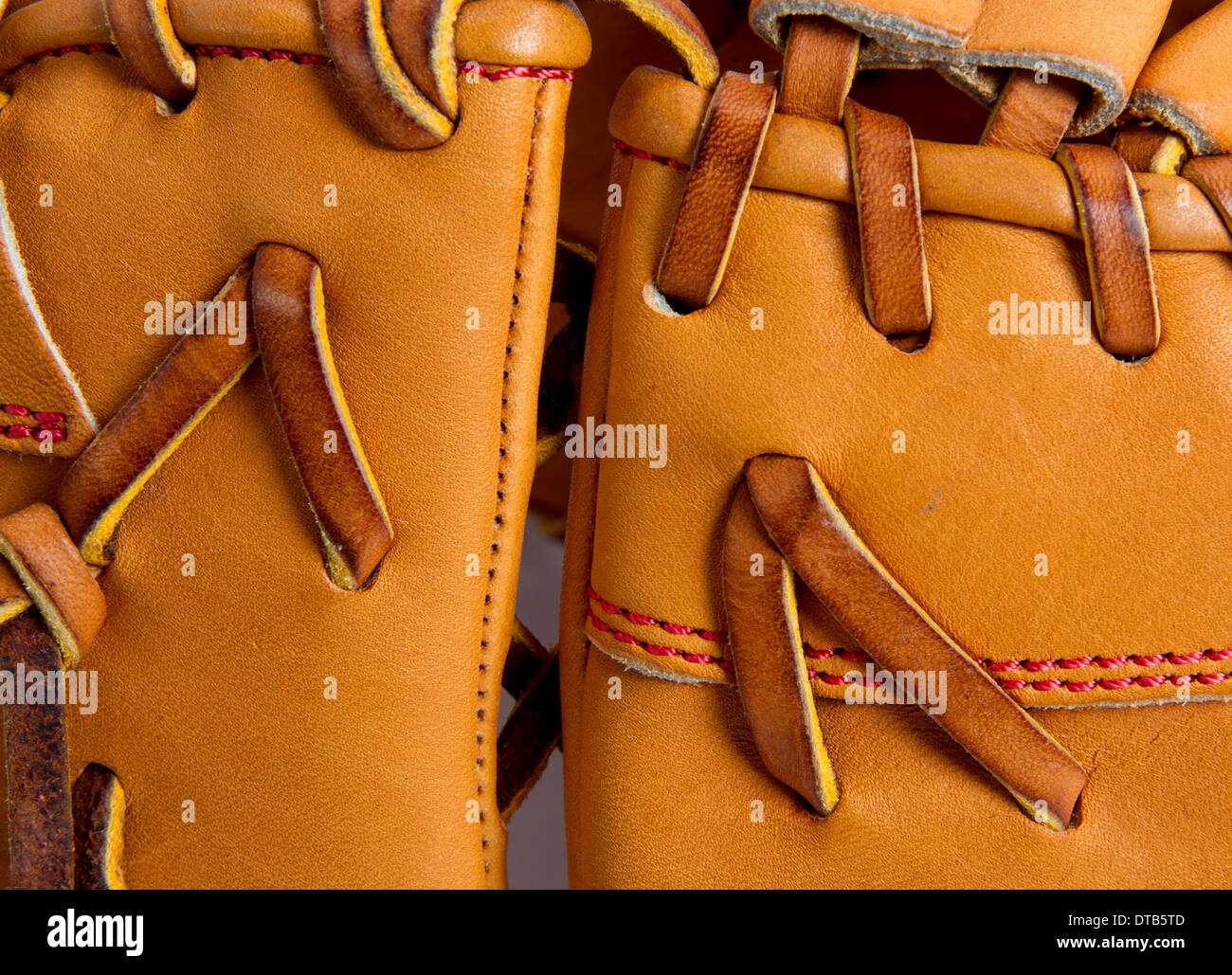 Nähte auf ein Baseballhandschuh Stockfoto
