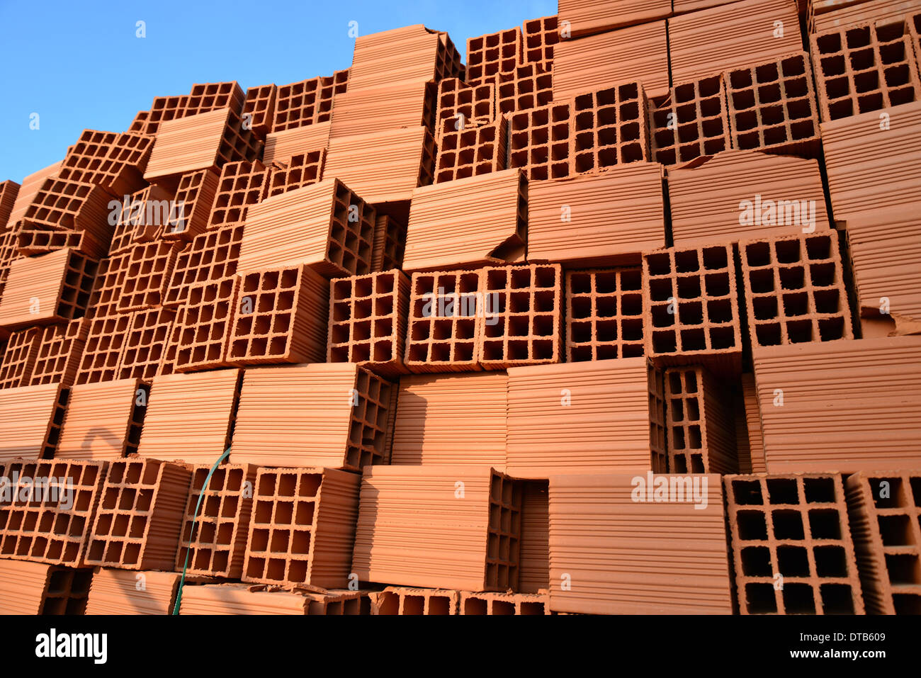 Porotherm Stil wärmedämmenden Block Lehmziegeln, Hafen von Casablanca, Casablanca, Königreich Marokko Grand Casablanca Region Stockfoto