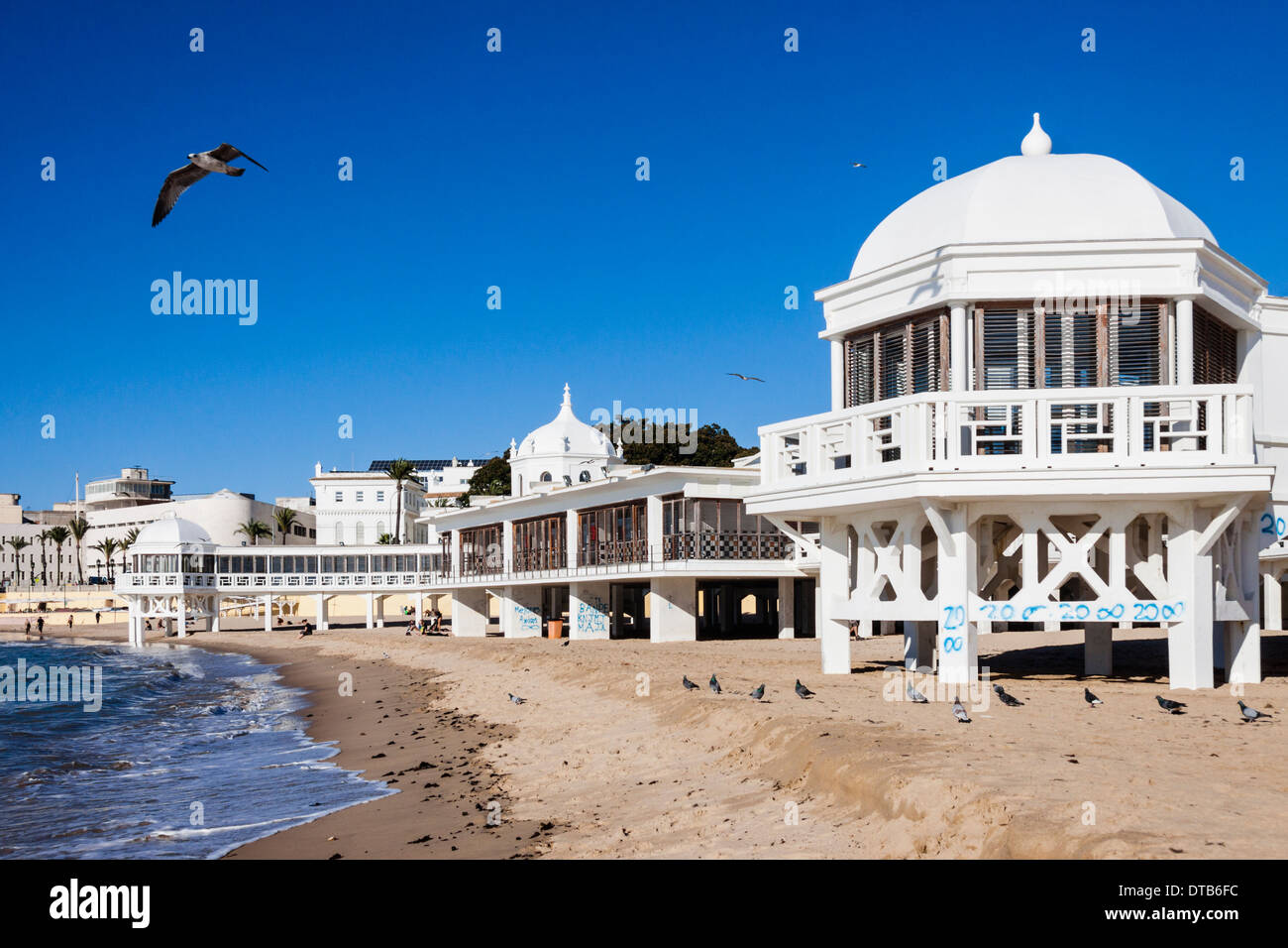 Ehemalige Balneario (Kurort) in La Caleta Strand, Cádiz, Andalusien, Spanien Stockfoto