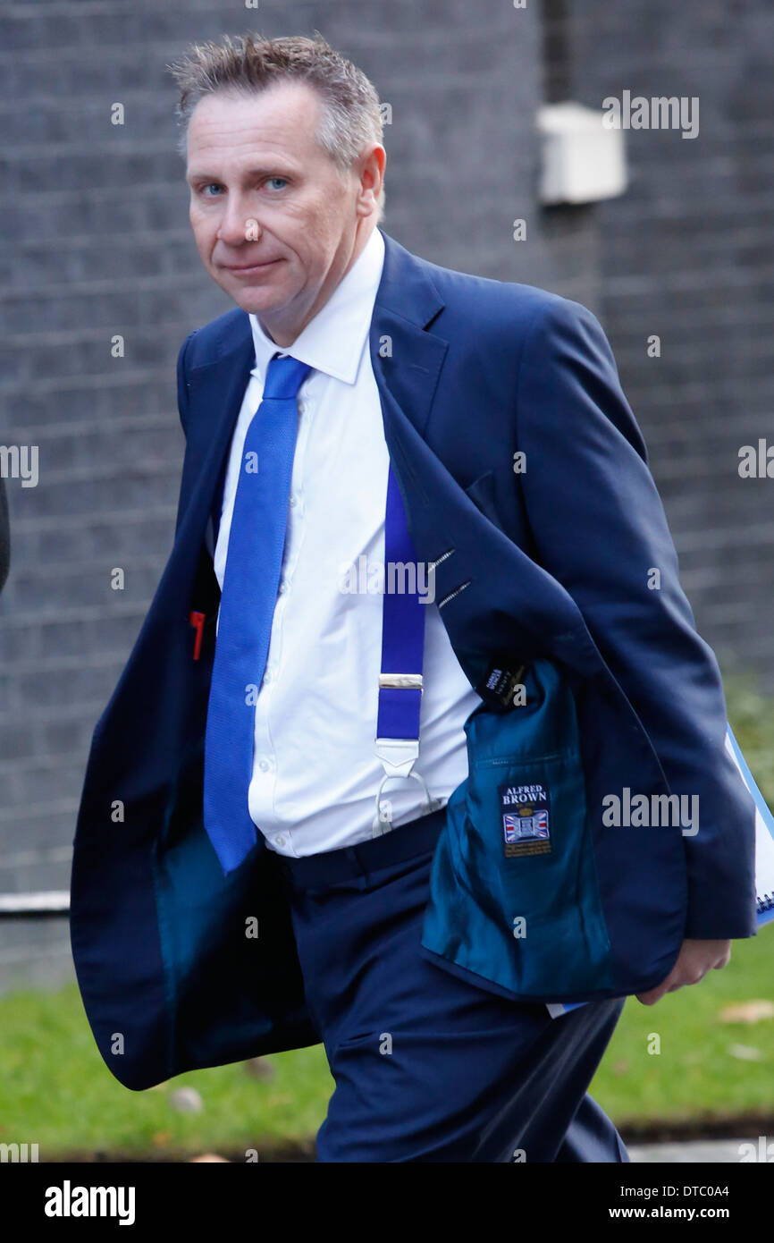 Großbritannien hacken Trail Leveson britischen Zeitungen Boulevardpresse Editoren Medien Stockfoto
