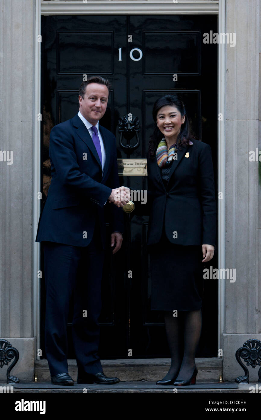 David Cameron thailändischen Frau Yingluck Shinawatra Stockfoto