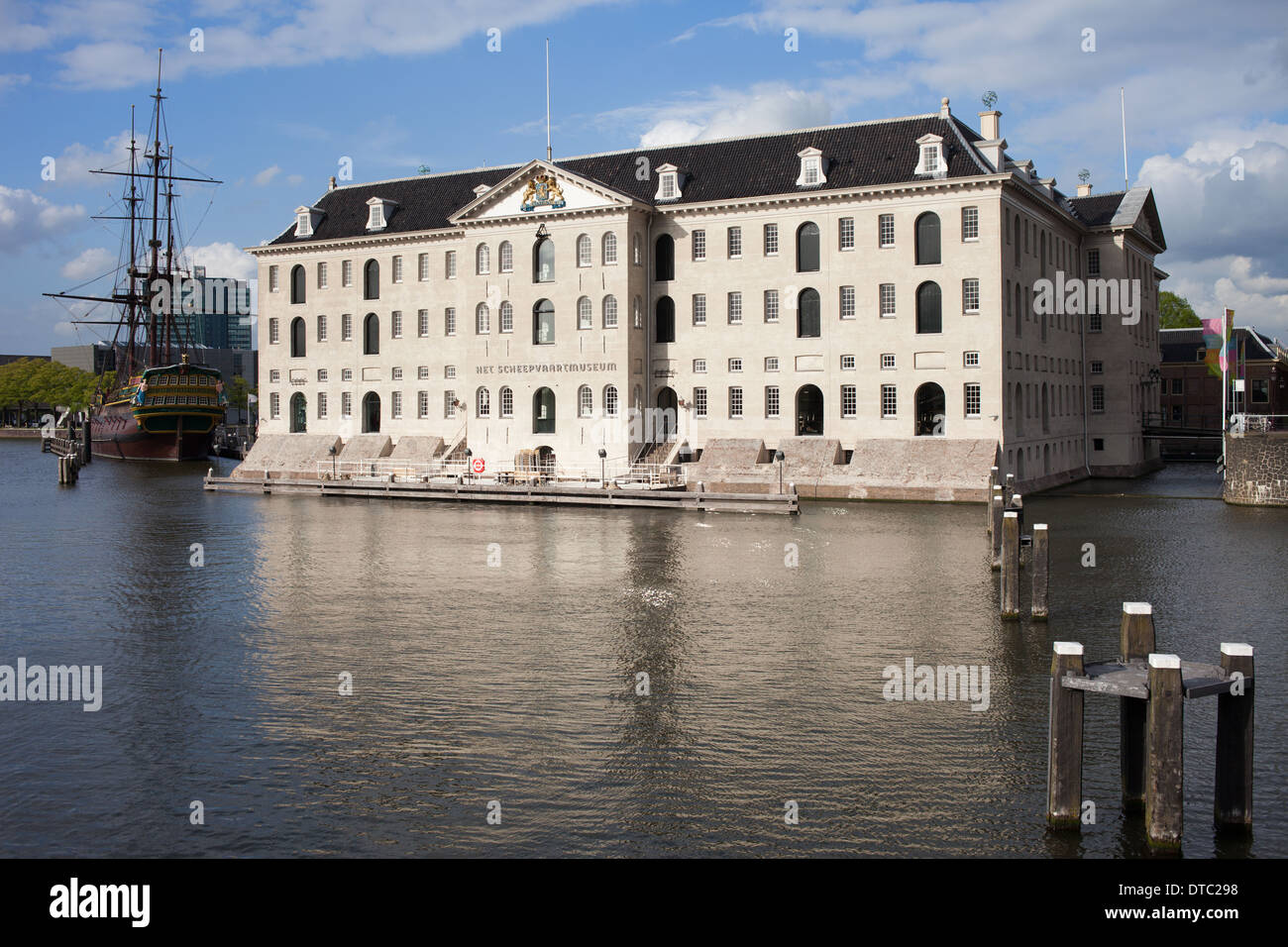 National Maritime Museum (Niederländisch: Scheepvaartmuseum) in Amsterdam, Nordholland, Niederlande. Stockfoto