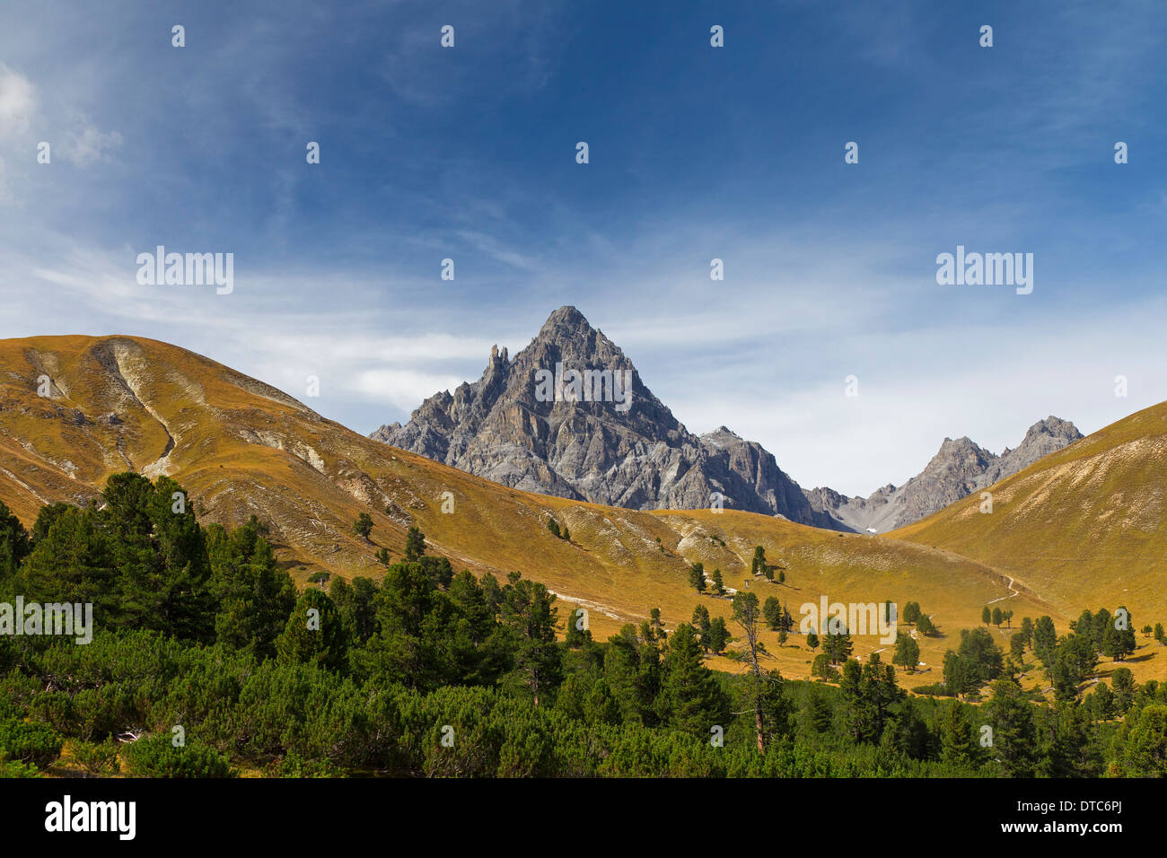 Monte Piz Plavna Dadaint im Val Mingèr, Schweizer Nationalpark in Graubünden / Graubünden in den Alpen, Schweiz Stockfoto