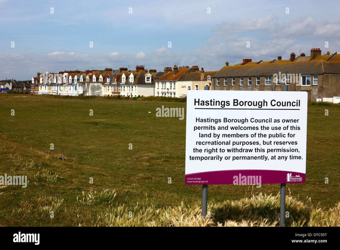 Borough Council Zeichen Detaillierung Nutzungsrechte der öffentlichen Flächen für Erholungszwecke, St Leonards on Sea, East Sussex, England Stockfoto