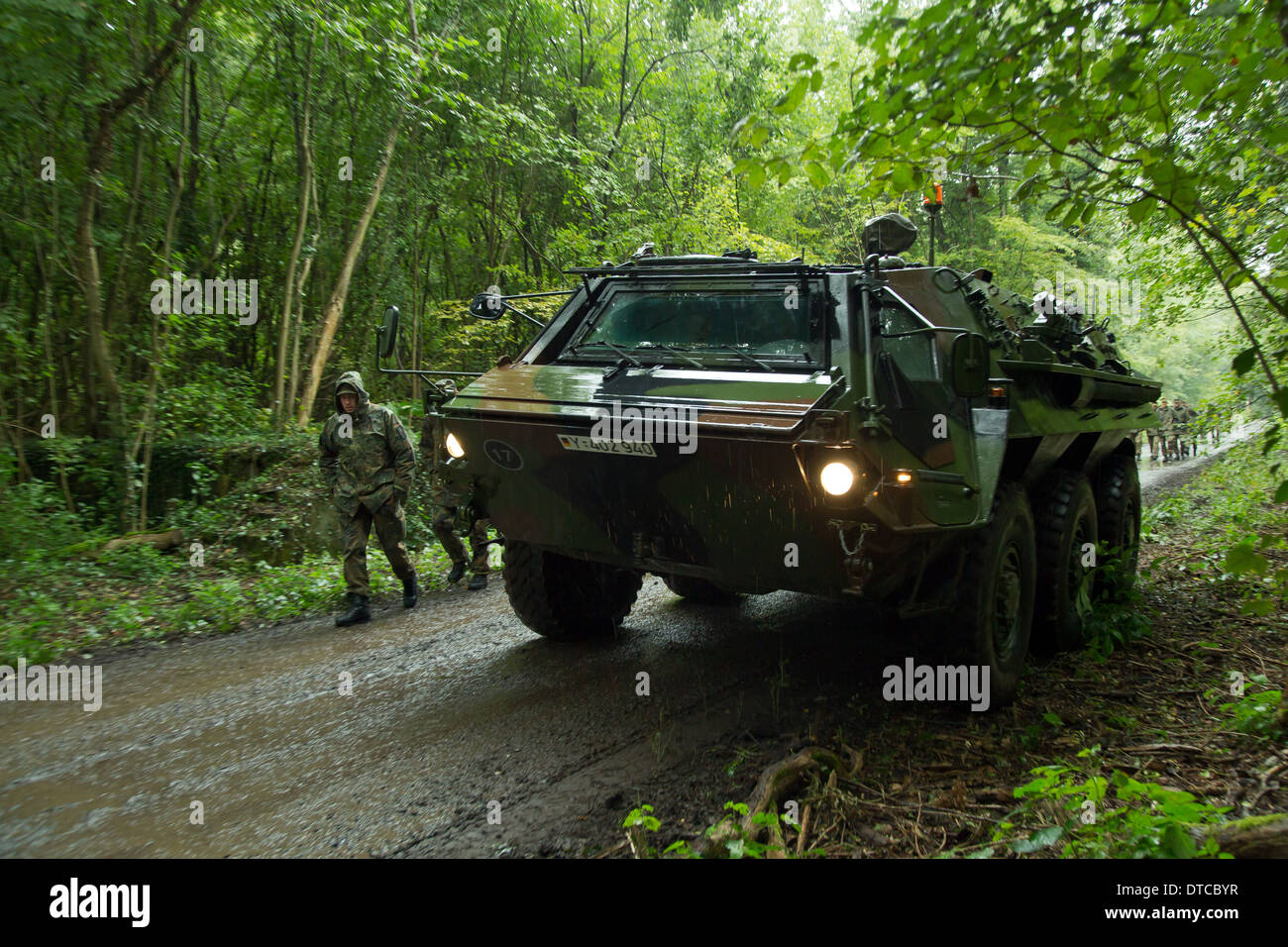 Illkirch-Grafenstaden, Frankreich, Soldaten des JgBtl 291 auf ein Uebungseinheit im Wald Stockfoto