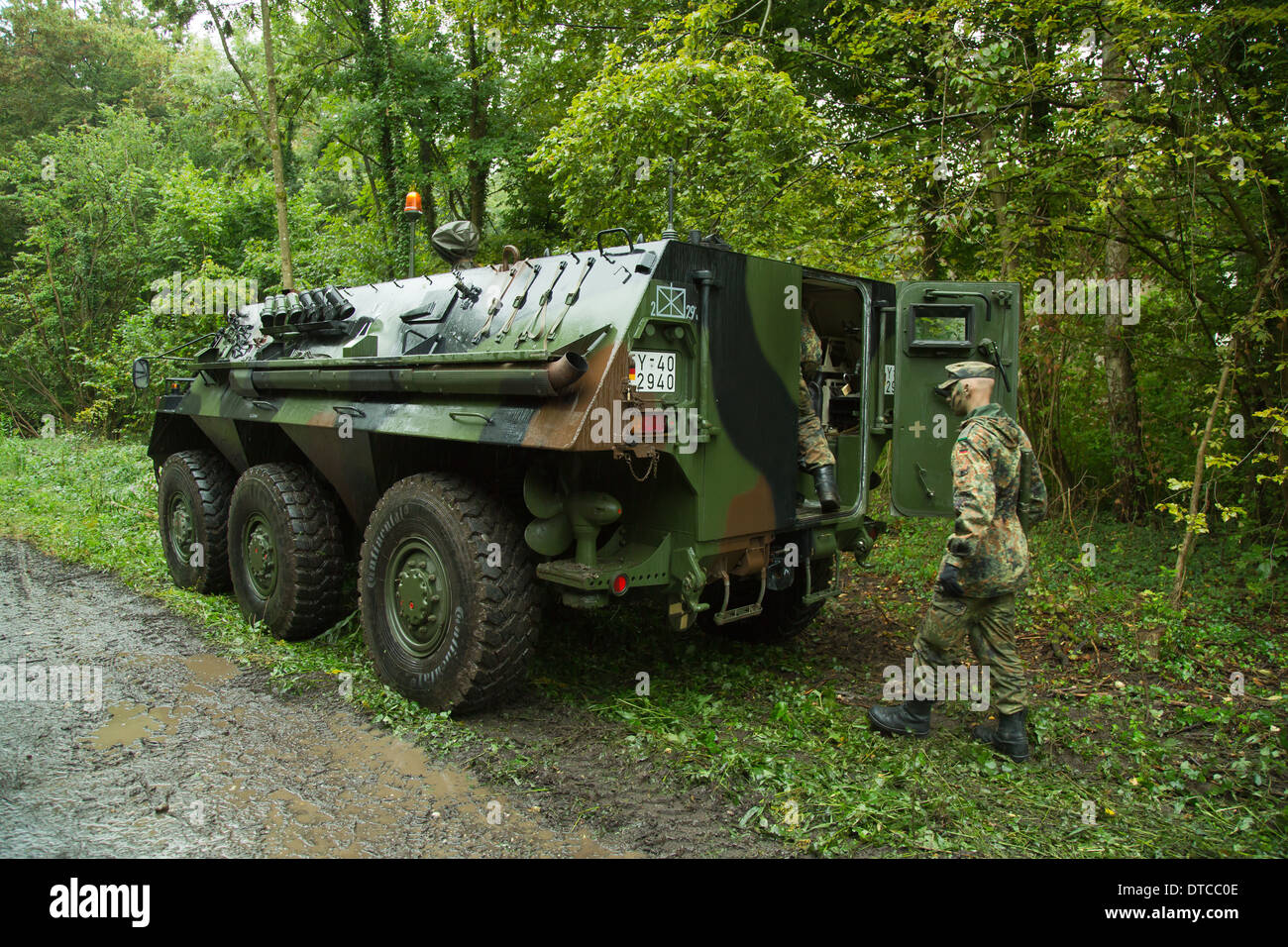 Illkirch-Grafenstaden, Frankreich, Soldaten des JgBtl 291 auf ein Uebungseinheit im Wald Stockfoto