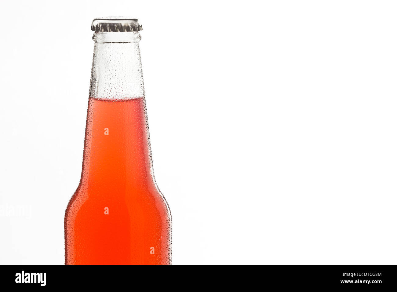 Limo-Flasche sinkt nicht-alkoholisches Getränk mit Wasser Stockfoto
