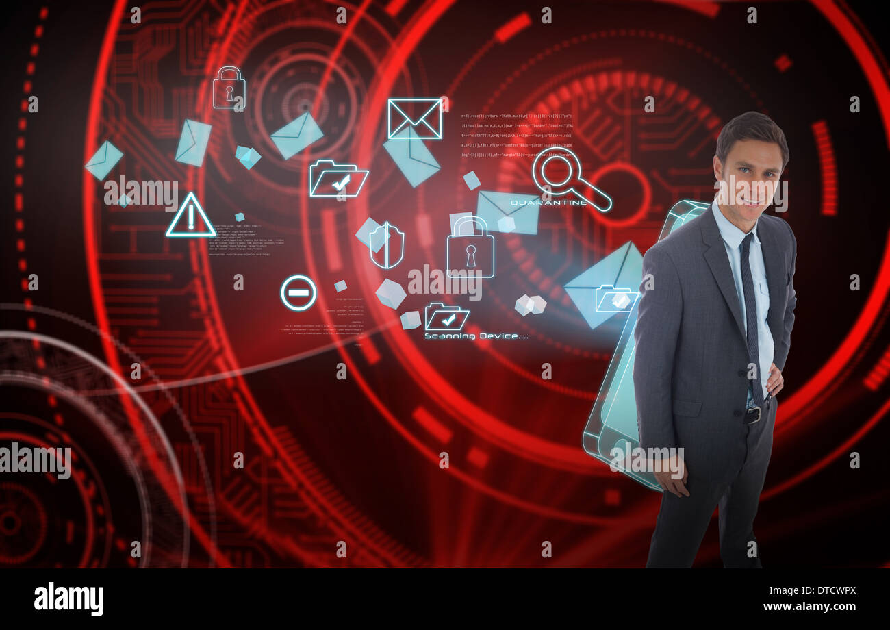 Zusammengesetztes Bild fröhlich Geschäftsmannes stehend mit Hand auf der Hüfte Stockfoto