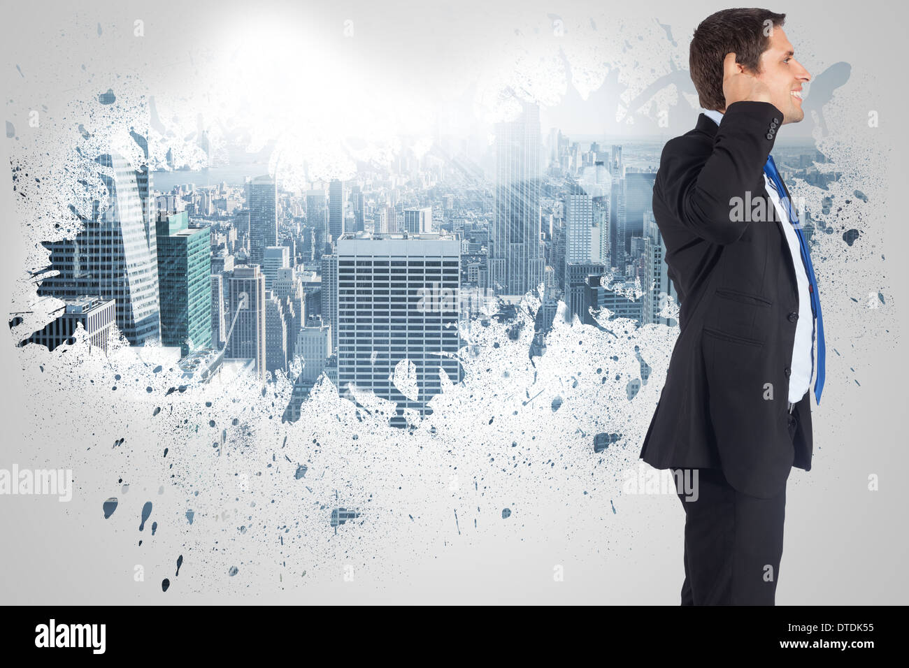 Zusammengesetztes Bild des Denkens Geschäftsmann Kopf kratzen Stockfoto