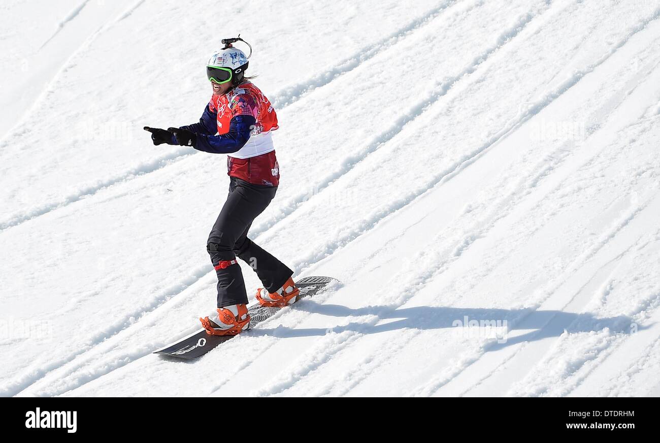 Eva Samkova (CZE) feiert sie nähert sich die Ziellinie um GOLD zu gewinnen. Womens Snowbboard Cross - Rosa Khutor Extreme Park - Sotschi - Russland - 16.02.2014 Stockfoto