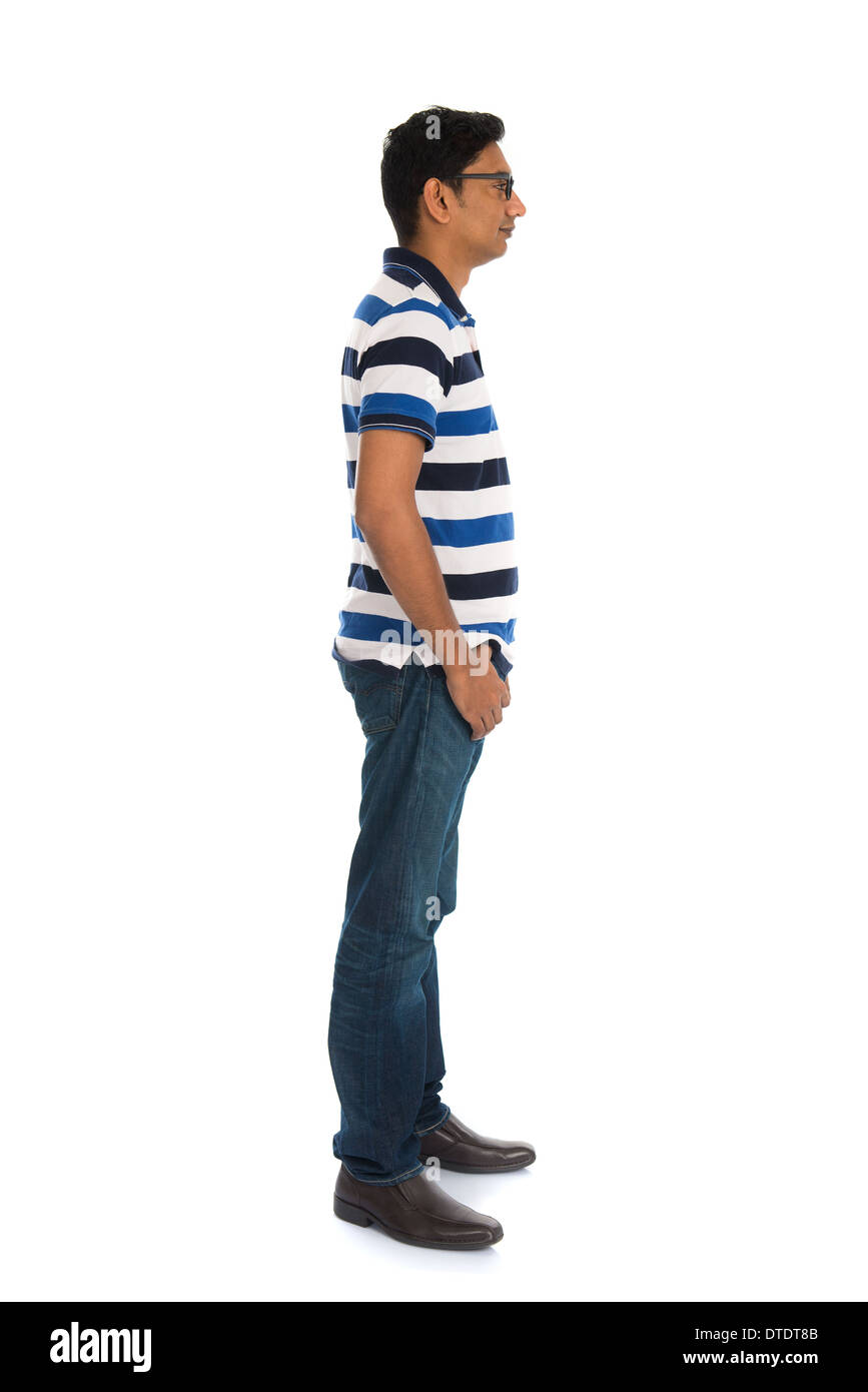 indische männliche seitwärts casual Wear und Ganzkörper Stockfoto
