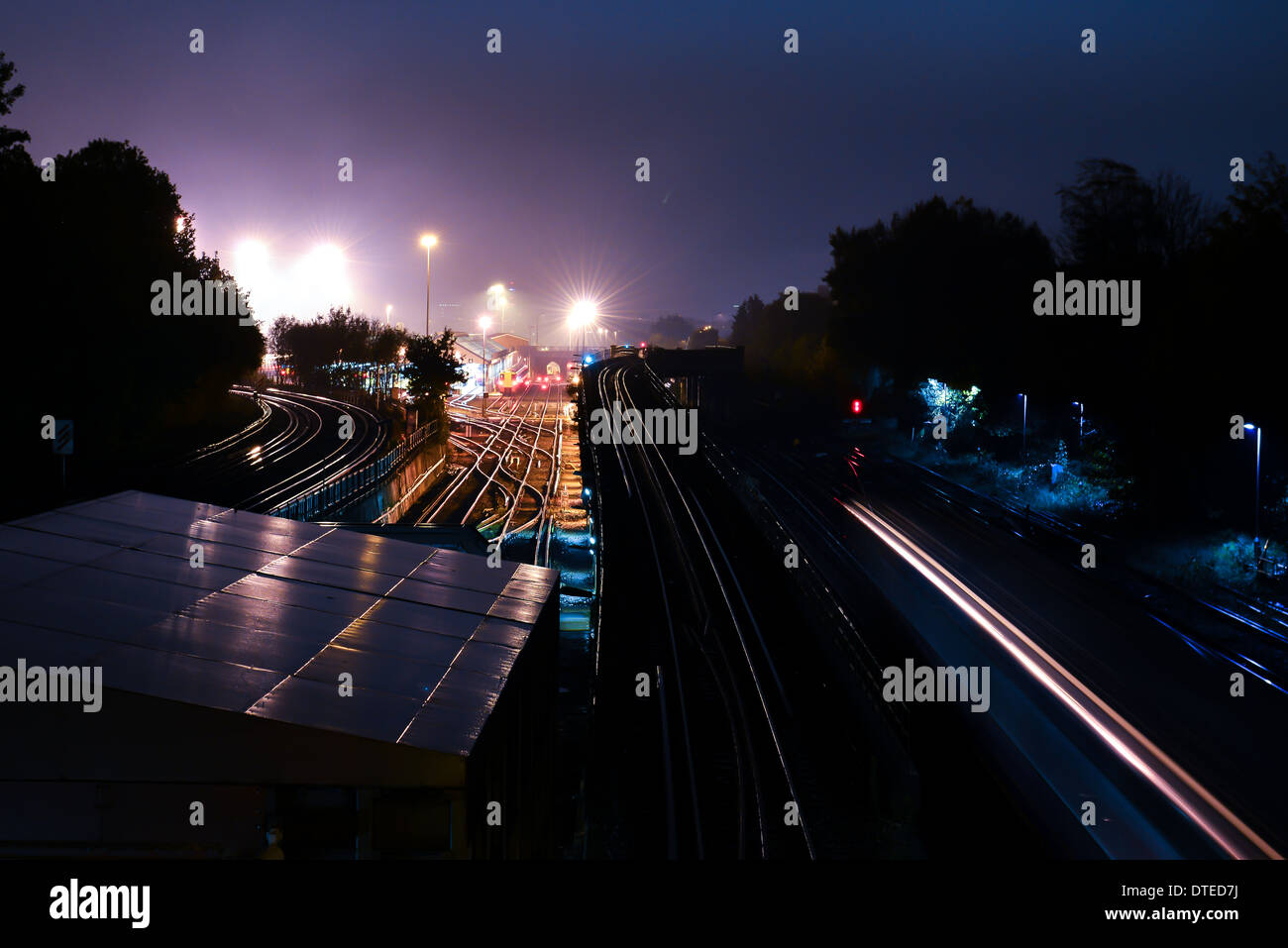 Nachtzug in London Stockfoto