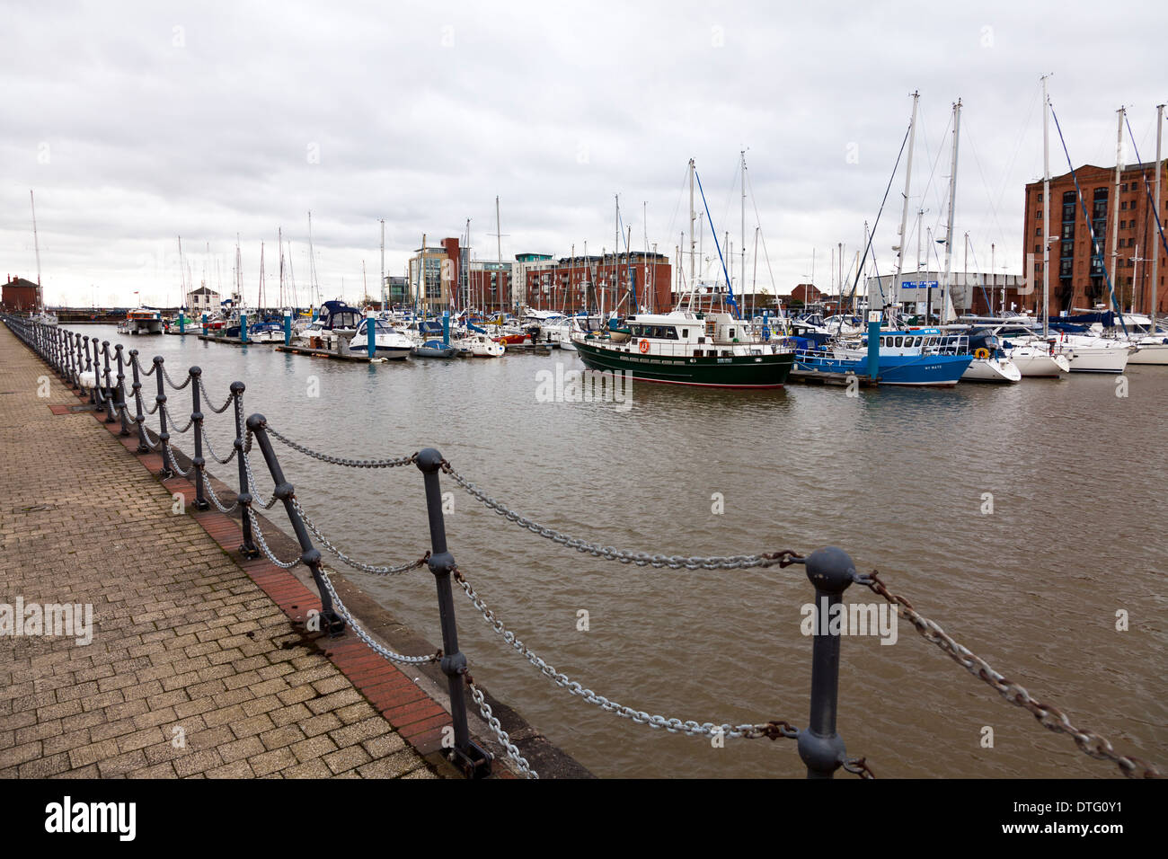Hull Marina Boote im Humber Meer Kingston nach Rumpf East Riding Stadtzentrum, East Yorkshire, England, UK-GB Stockfoto