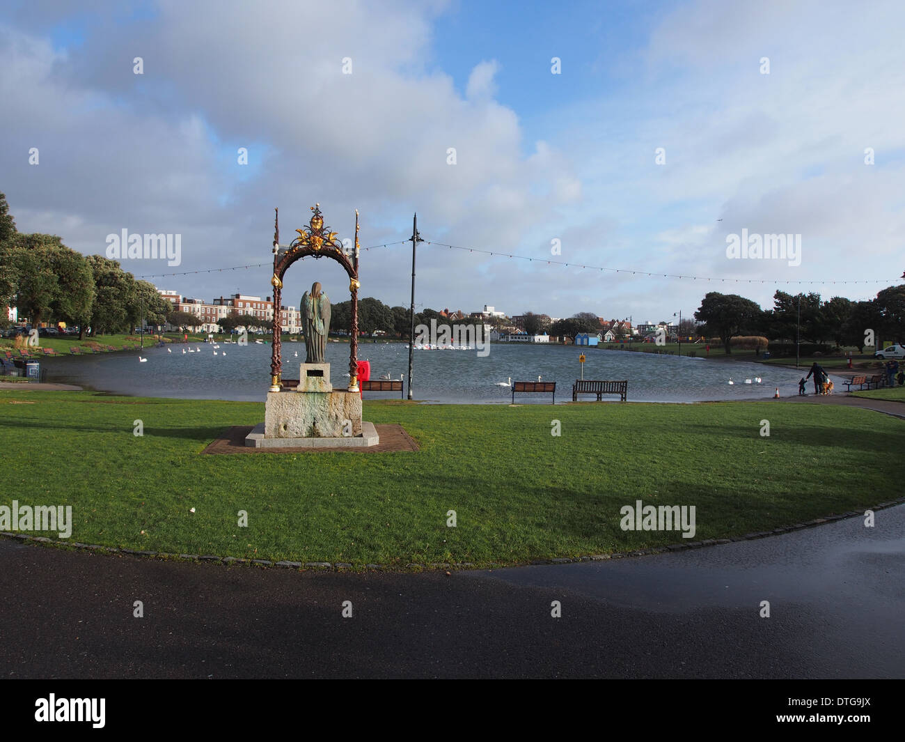 Canoe Lake in Southsea, Portsmouth. Wegen starker Regenfälle überflutet Stockfoto