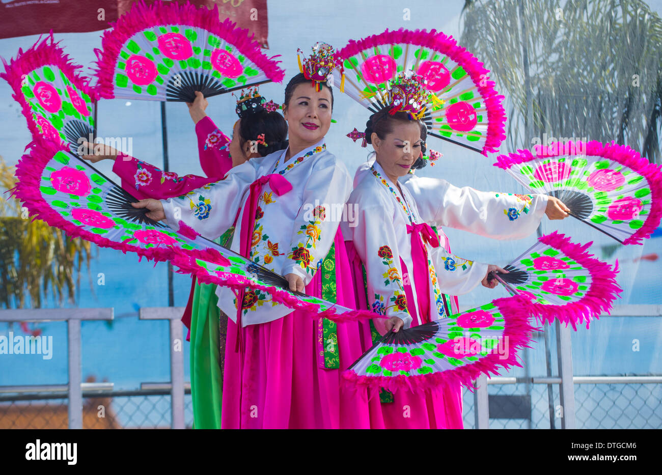 Koreanische Volkstänzer Höchstleistungen des chinesischen Neujahrsfestes in Las Vegas statt Stockfoto