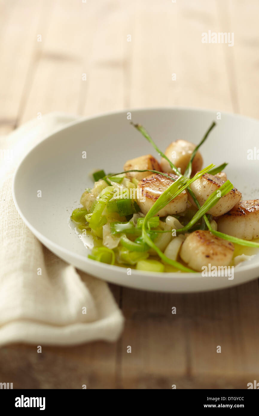 Pfanne gebratene jakobsmuscheln -Fotos und -Bildmaterial in hoher ... Pfanne gebratene jakobsmuscheln -Fotos und -Bildmaterial in hoher ...