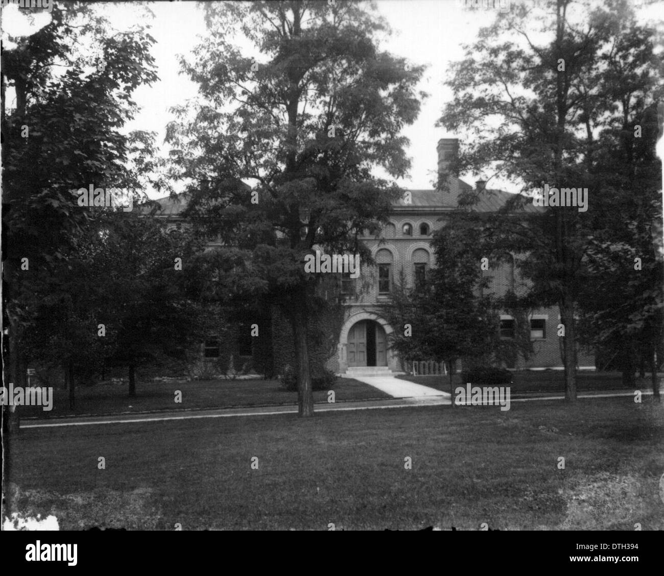 Das Herron Gymnasium an der Miami University in Oxford, Ohio, ist ein bedeutendes Gebäude in der Geschichte der Universität. Es spiegelt die akademische Architektur des frühen 20. Jahrhunderts wider und dient als Veranstaltungsort für Sport- und Studentenaktivitäten. Stockfoto