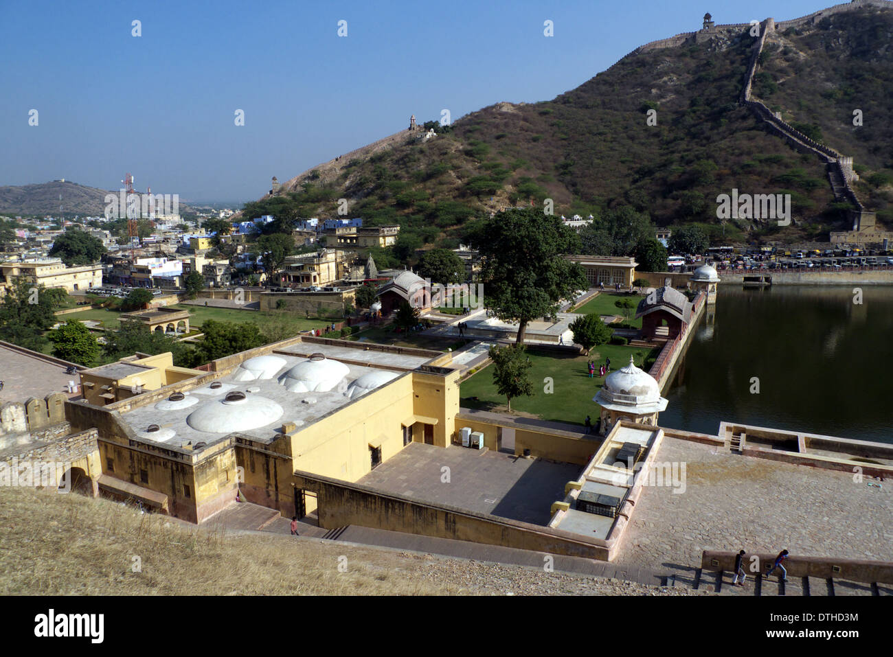 Nordende des Amber Fort und Maota See, Nr. Jaipur, Rajasthan, Indien Stockfoto