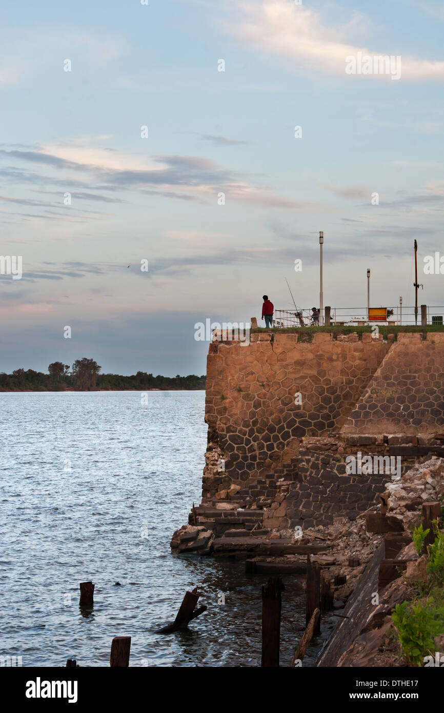 Fischer am Fluss Uruguay andocken, Colon, Entre Rios Stockfoto