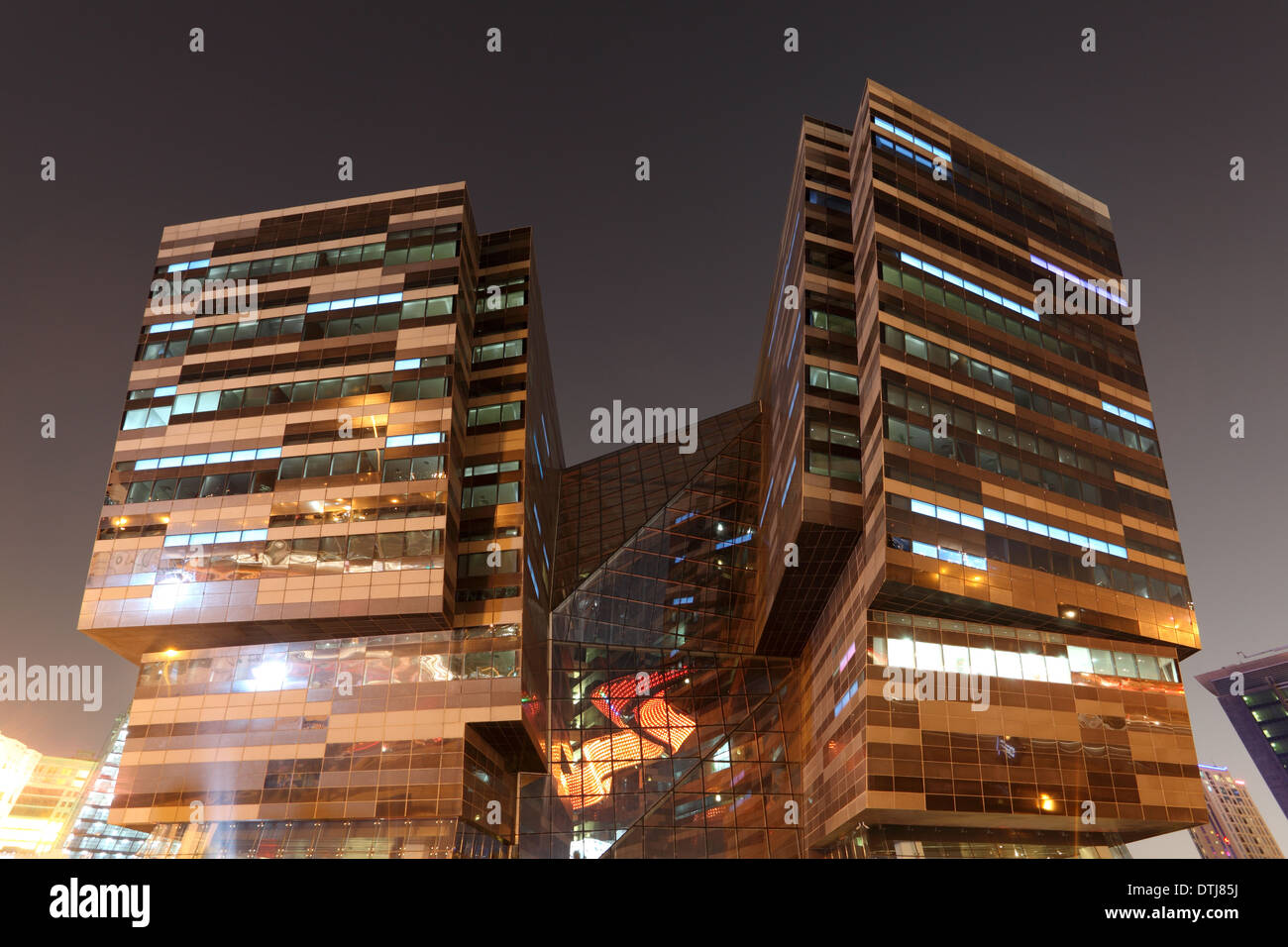 Zeitgenössische Architektur in der Stadt von Doha, Qatar, Nahost Stockfoto