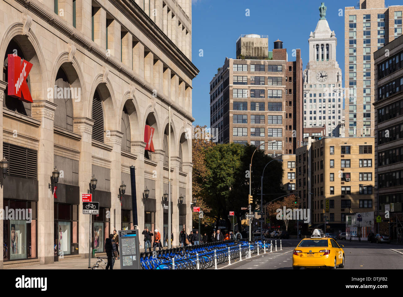 Blick nach Norden vom Astor Place, NYC Stockfoto