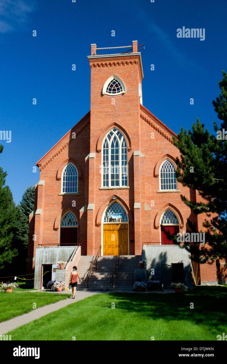 Native Ton Backsteinfassade der St. Ignatius Mission befindet sich in St. Ignatius, Montana, USA. Stockfoto