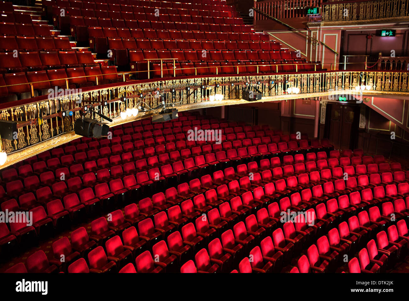 Leere Plätze im theater Stockfoto