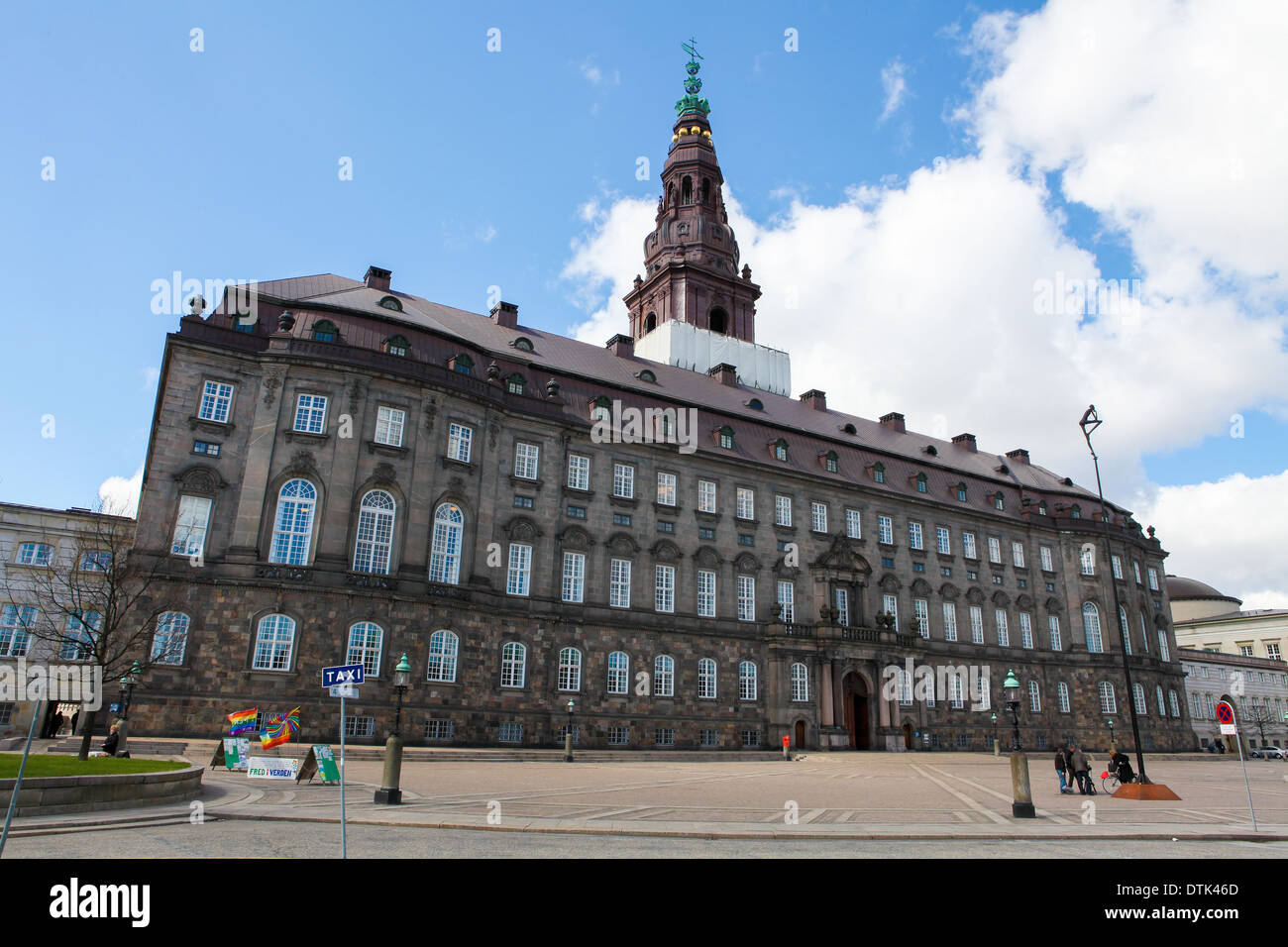 Christiansborg Palast auf der Insel Slotsholmen ist der Sitz des dänischen Parlaments Stockfoto