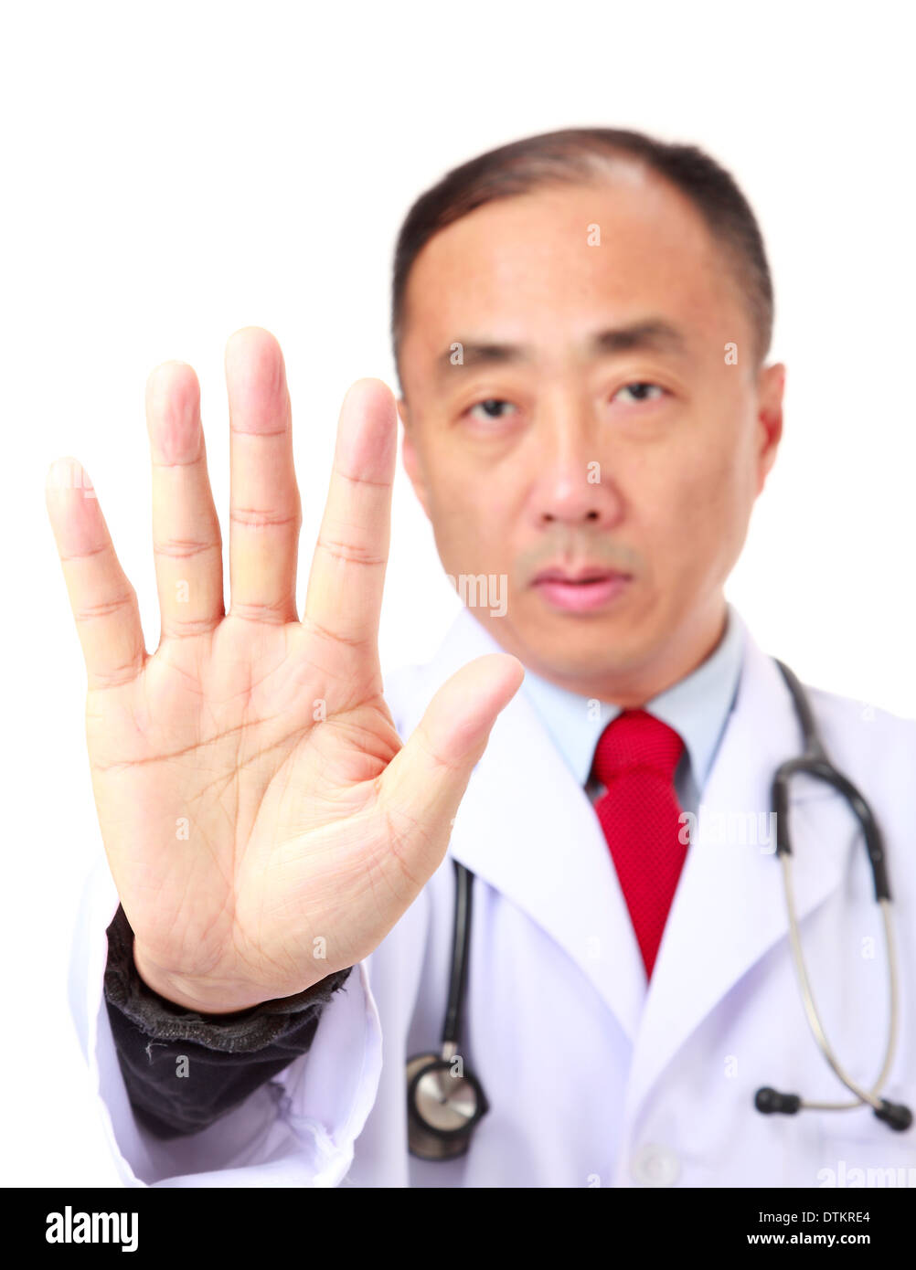 Asiatischen männlichen Arzt sagen Nein in uniform Stockfoto