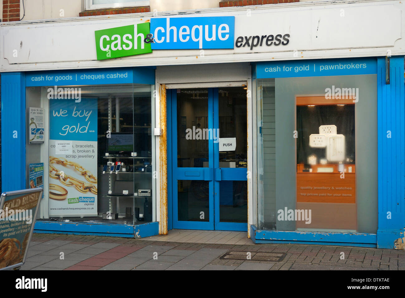 Express Cash & Scheck Pfandleiher shop Händler (Bargeld für Elemente Schecks eingelöst) Stockfoto